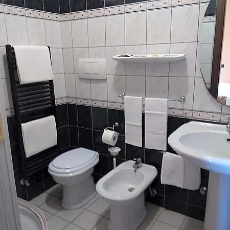 Hotel Sassacci 3*